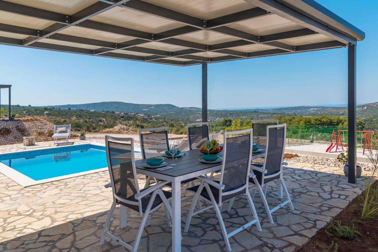Hotel Azalea Wine And Olive Hill Primošten Exteriér fotografie